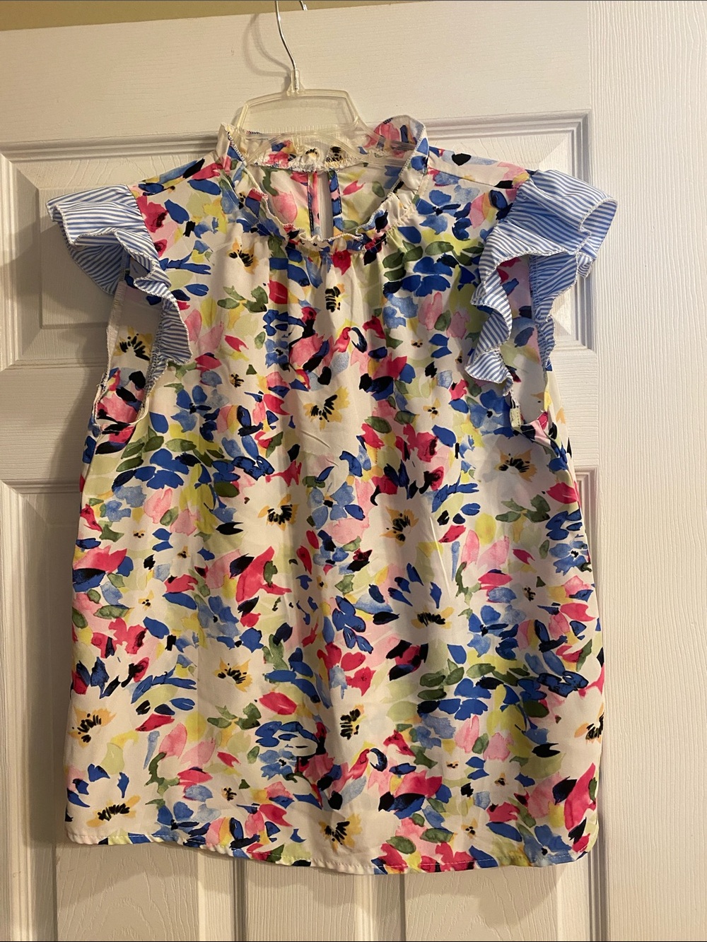 SHEIN Multicolor Floral Ruffle Sleeve Blouse - White Base